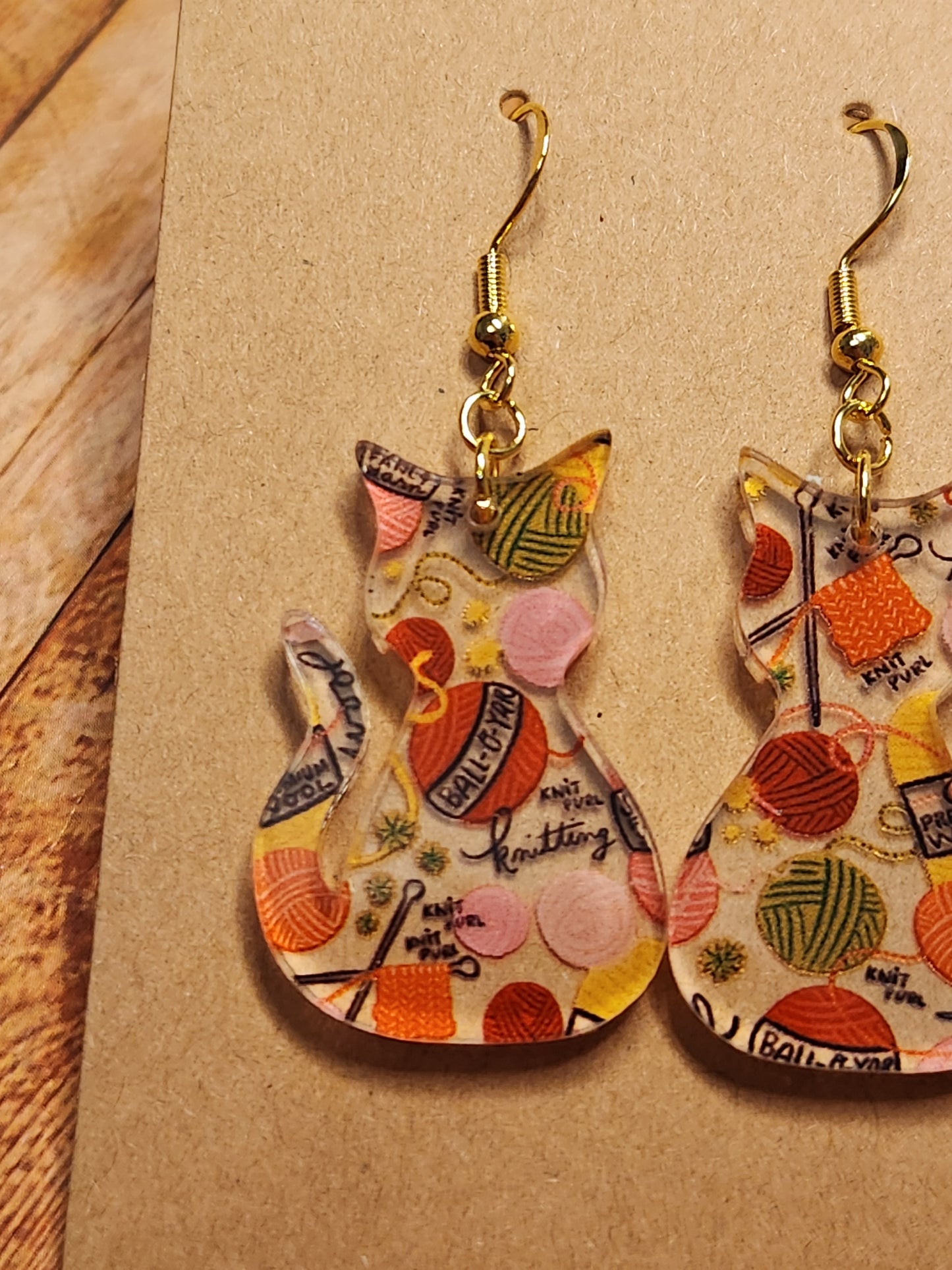 Earrings: Cats (bright yarn)