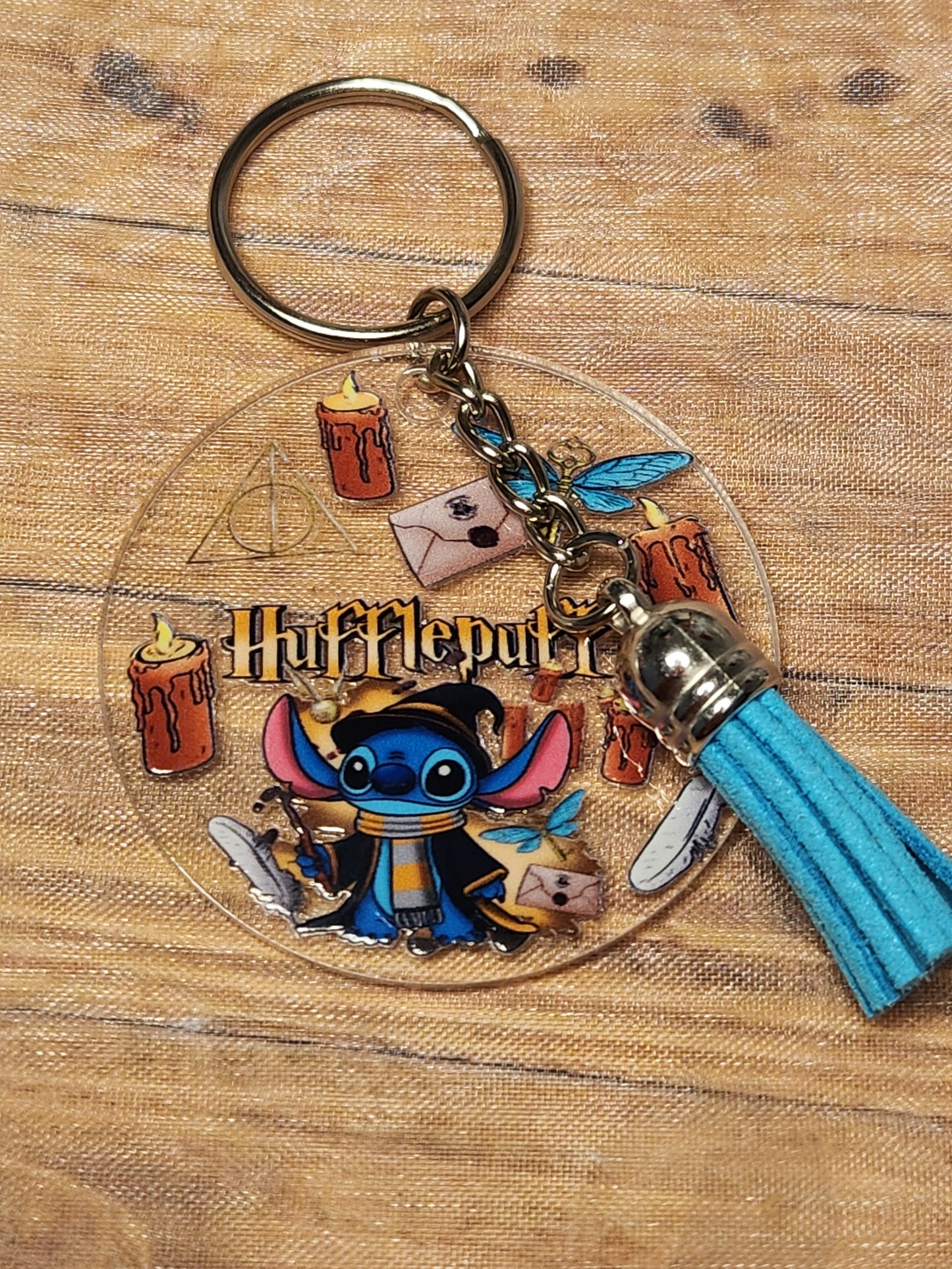 Circle Keychain: Stitch (Hufflepuff/Harry Potter)