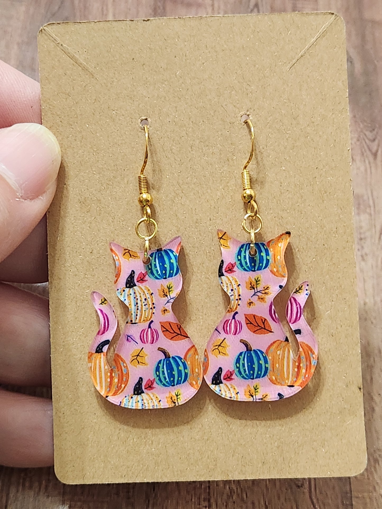 Earrings: Fall (Pink and pumpkins)