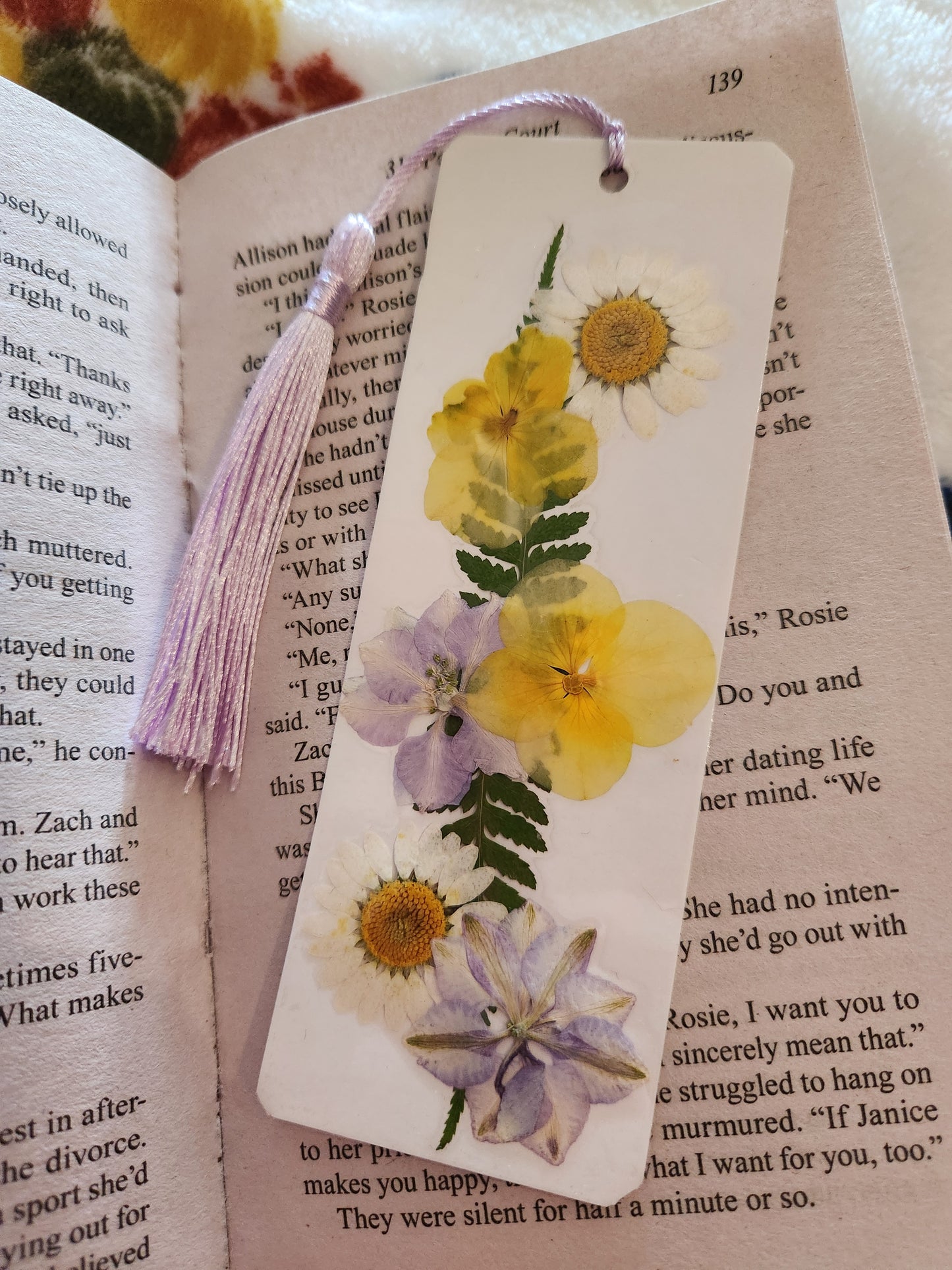 Bookmark: Shades of purple and yellow
