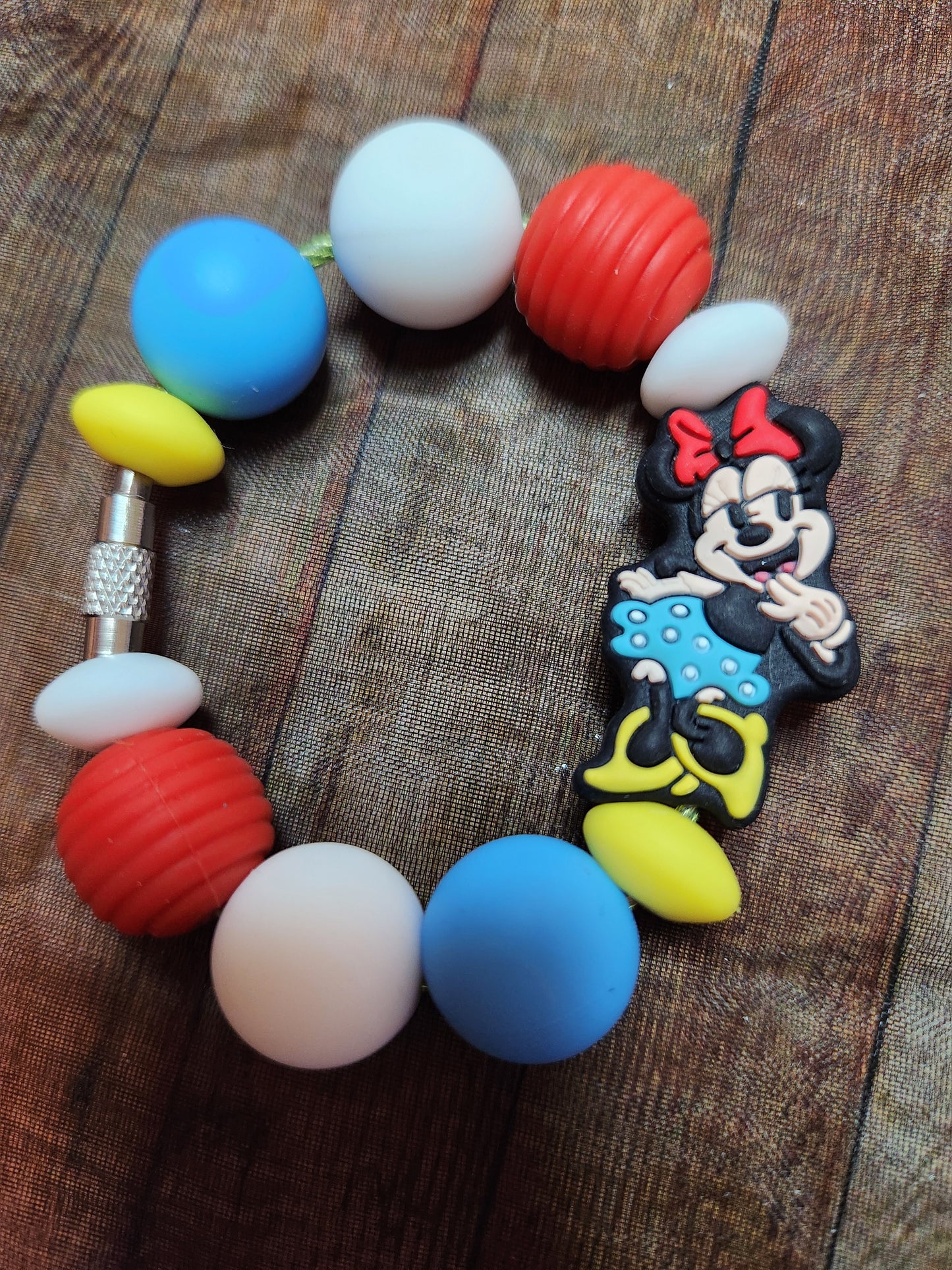 Cup Charms: Retro Minnie Mouse