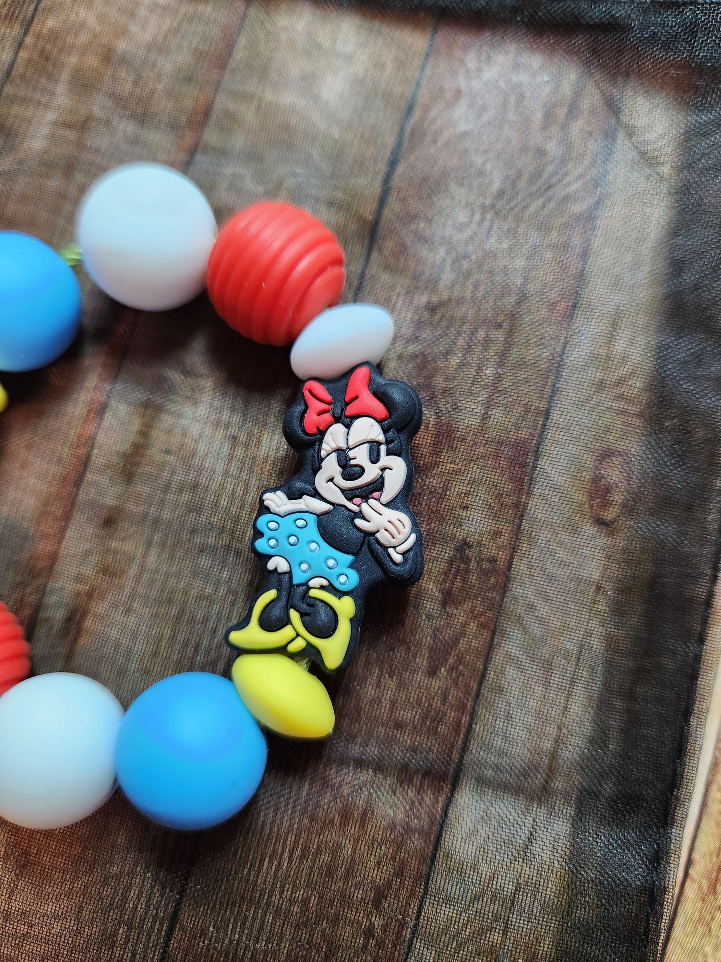 Cup Charms: Retro Minnie Mouse