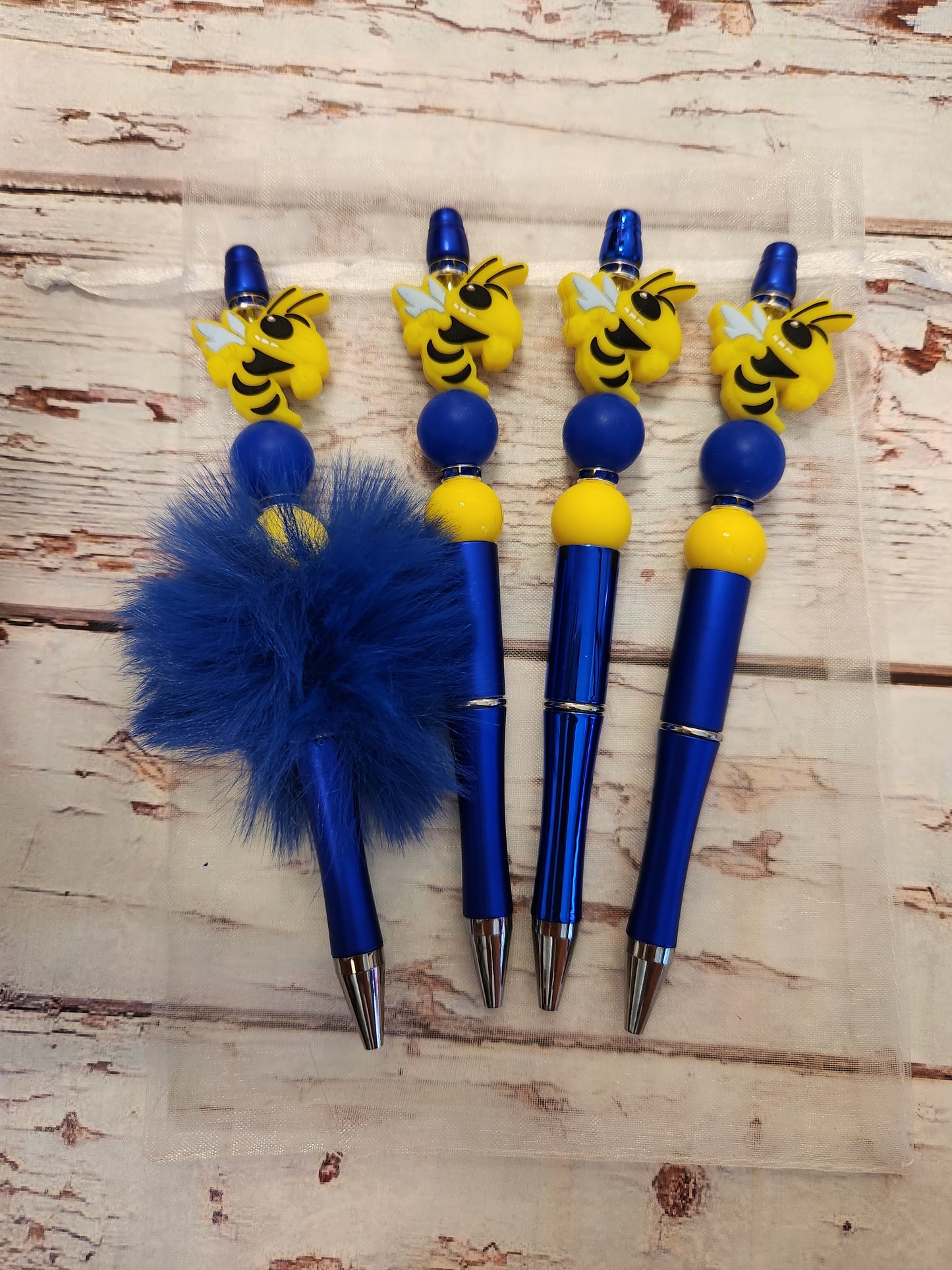 Beaded Pen: Hornets (Fluffy)