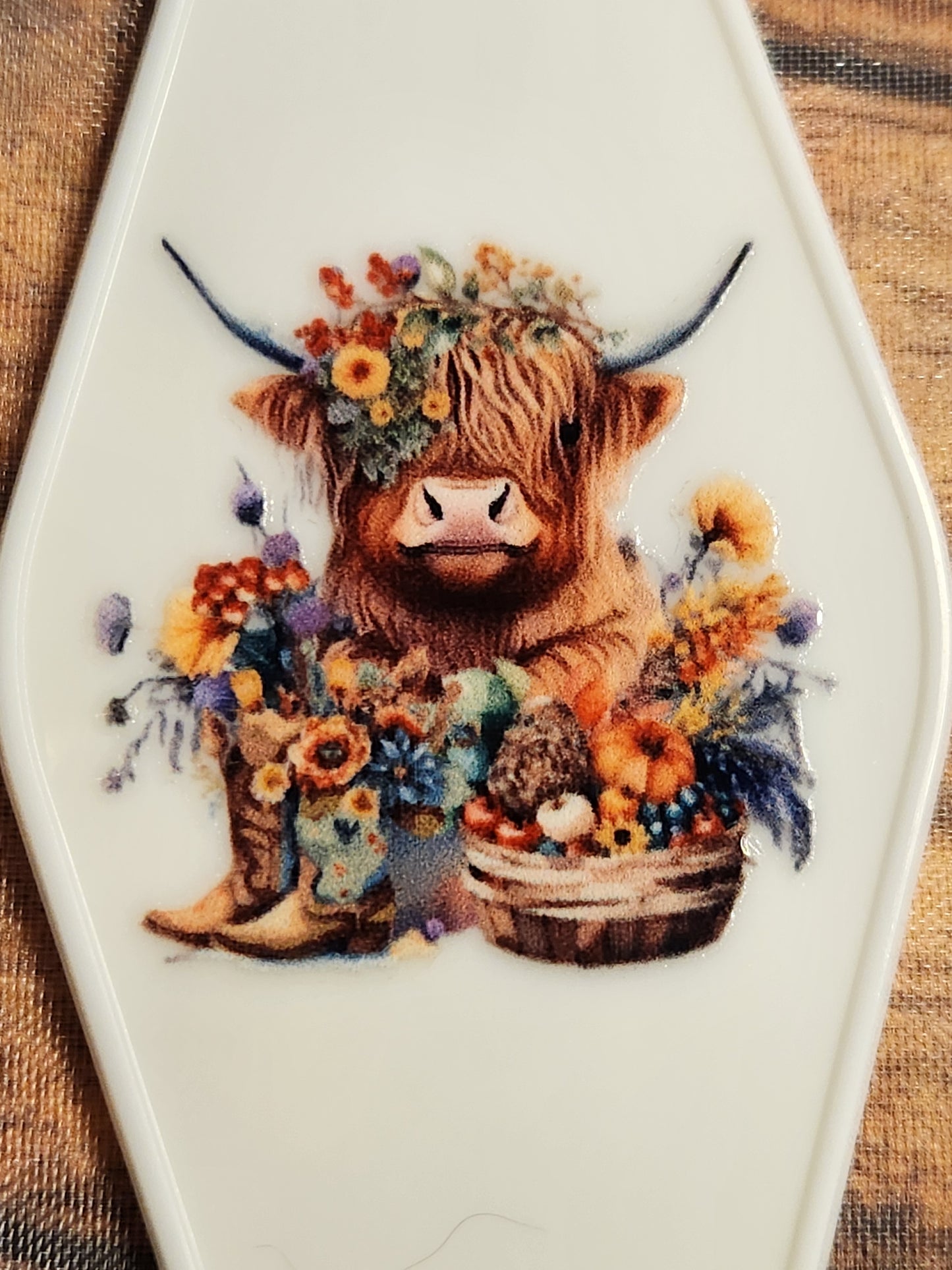 Motel Keychains: Ginger (Cow/Highland)