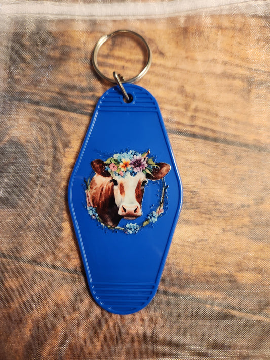 Motel Keychains: Bella (Cow/Highland)