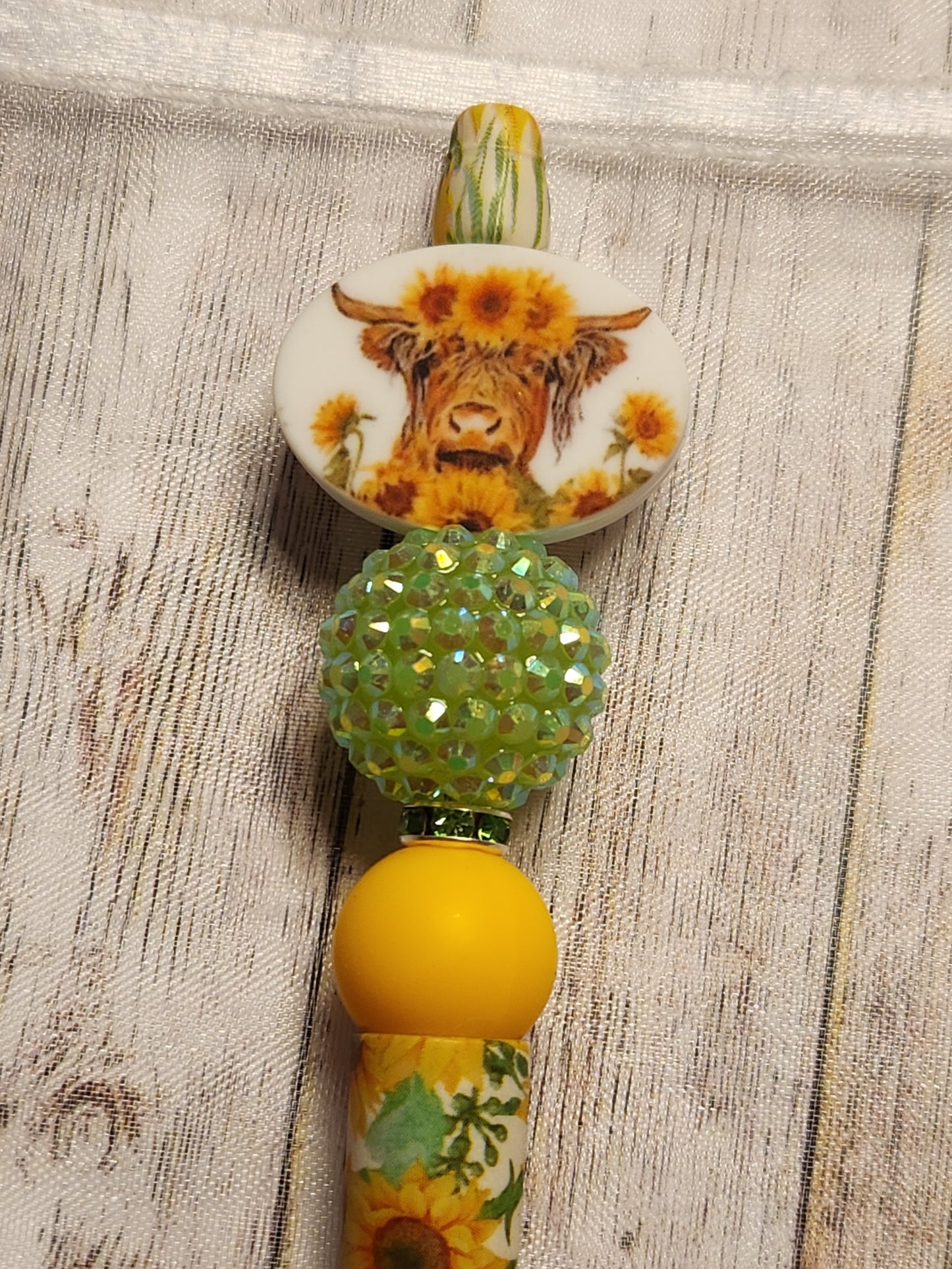 Beaded Pen: Cow (Highland, green)