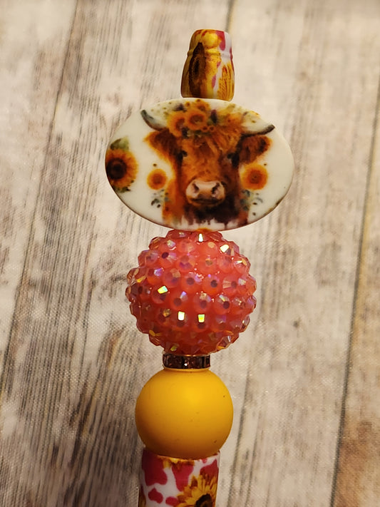 Beaded Pen: Cow (Highland, hot pink)