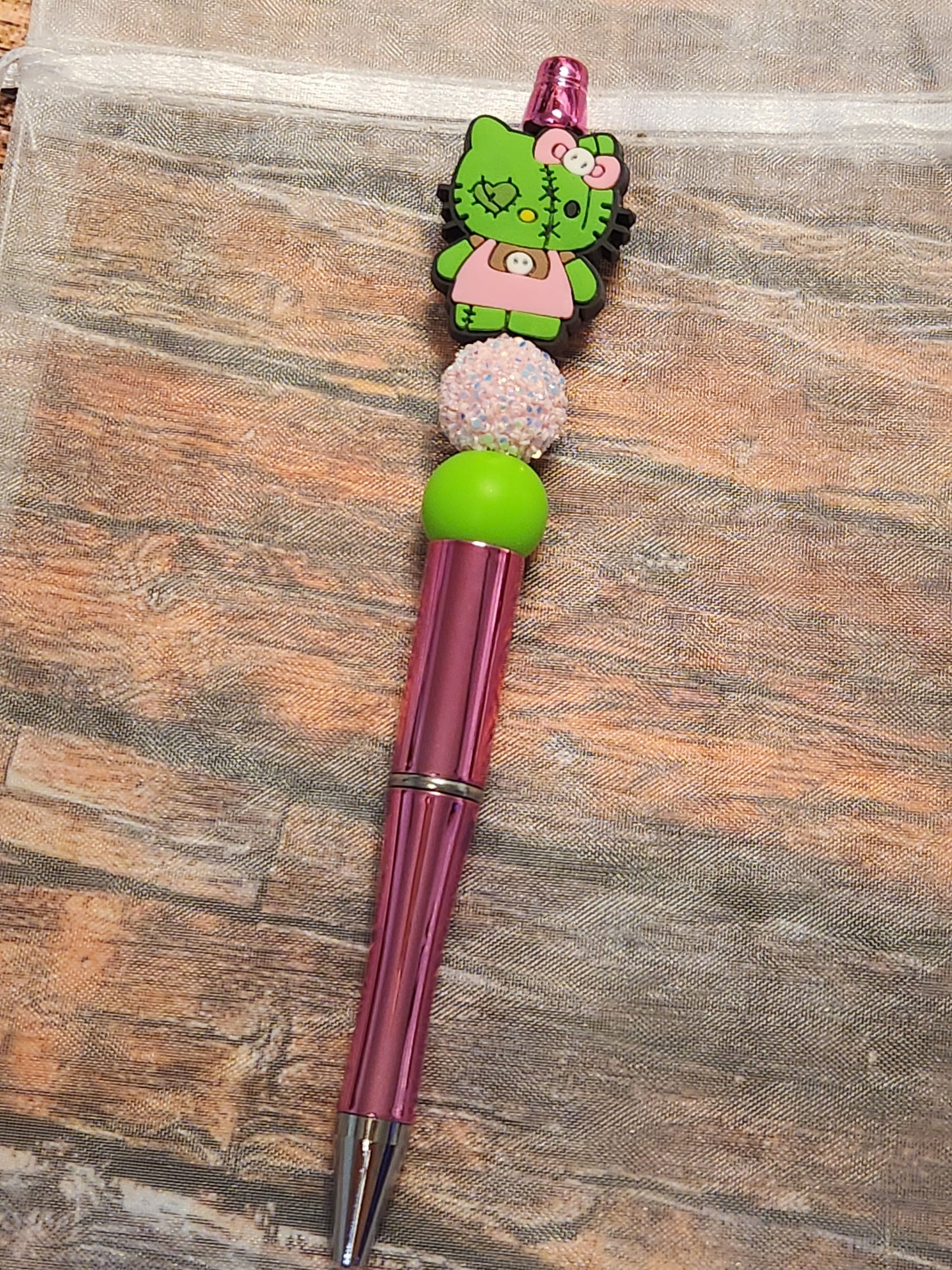 Beaded Pen: Hello Kitty (Zombie)