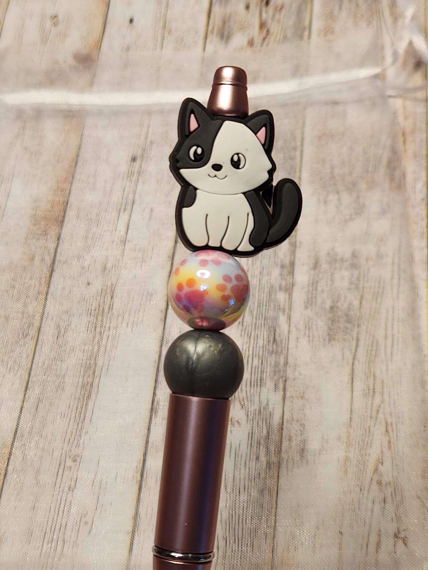 Beaded Pen: Pets (Dark Grey and White Cat, Cat, Cats)