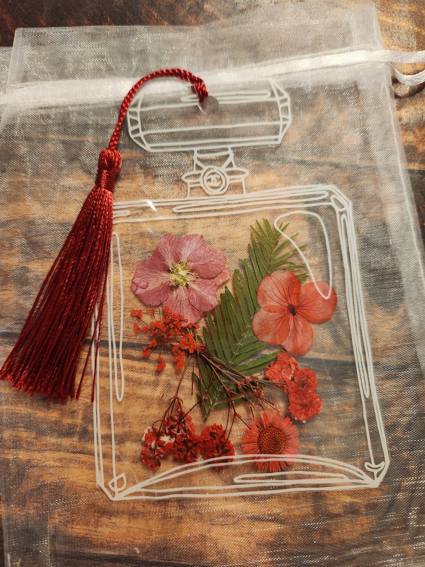 Floral Bookmark: Red flowers with dark red tassel