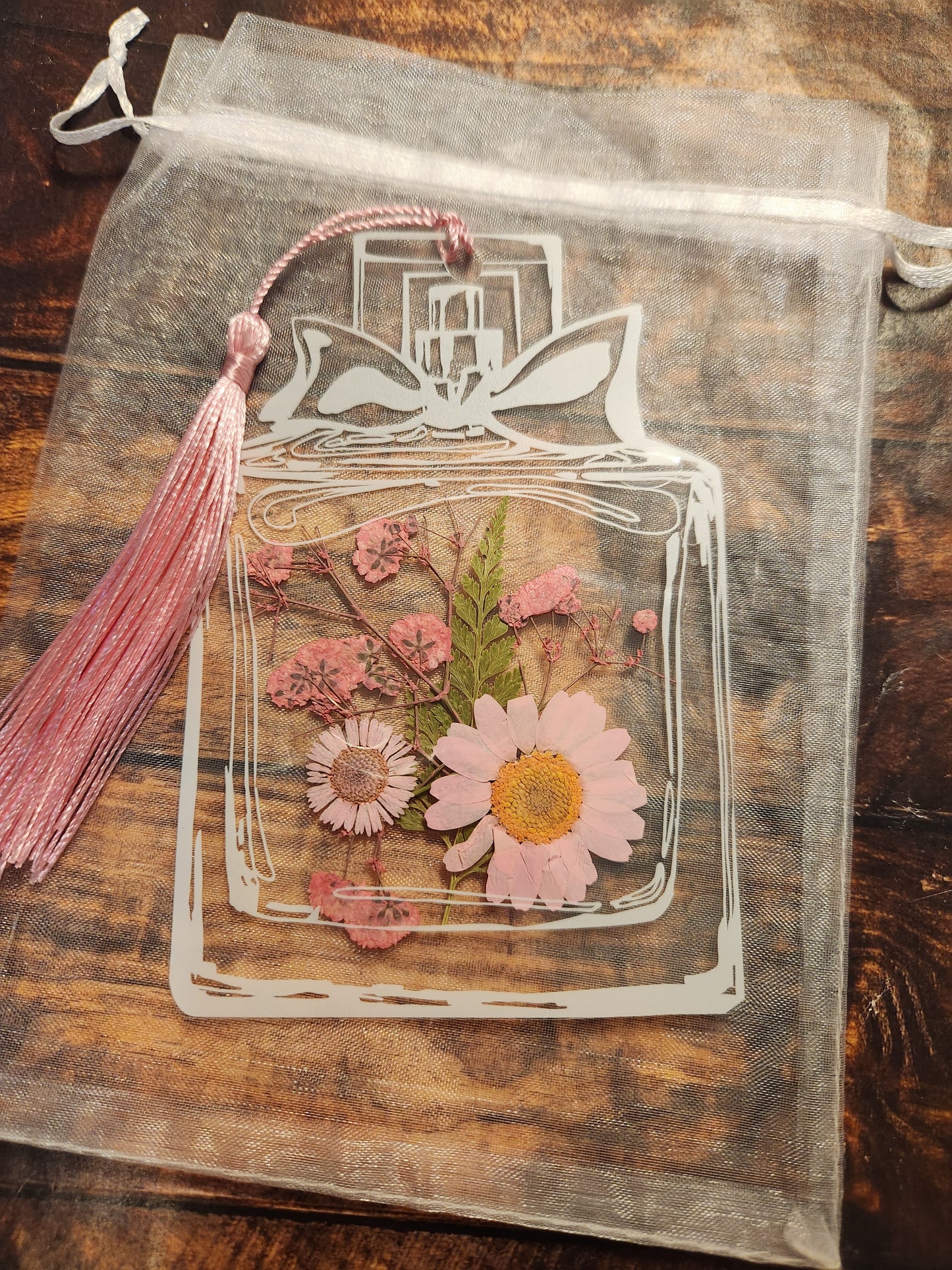 Floral Bookmark: Pink flowers with light pink tassel