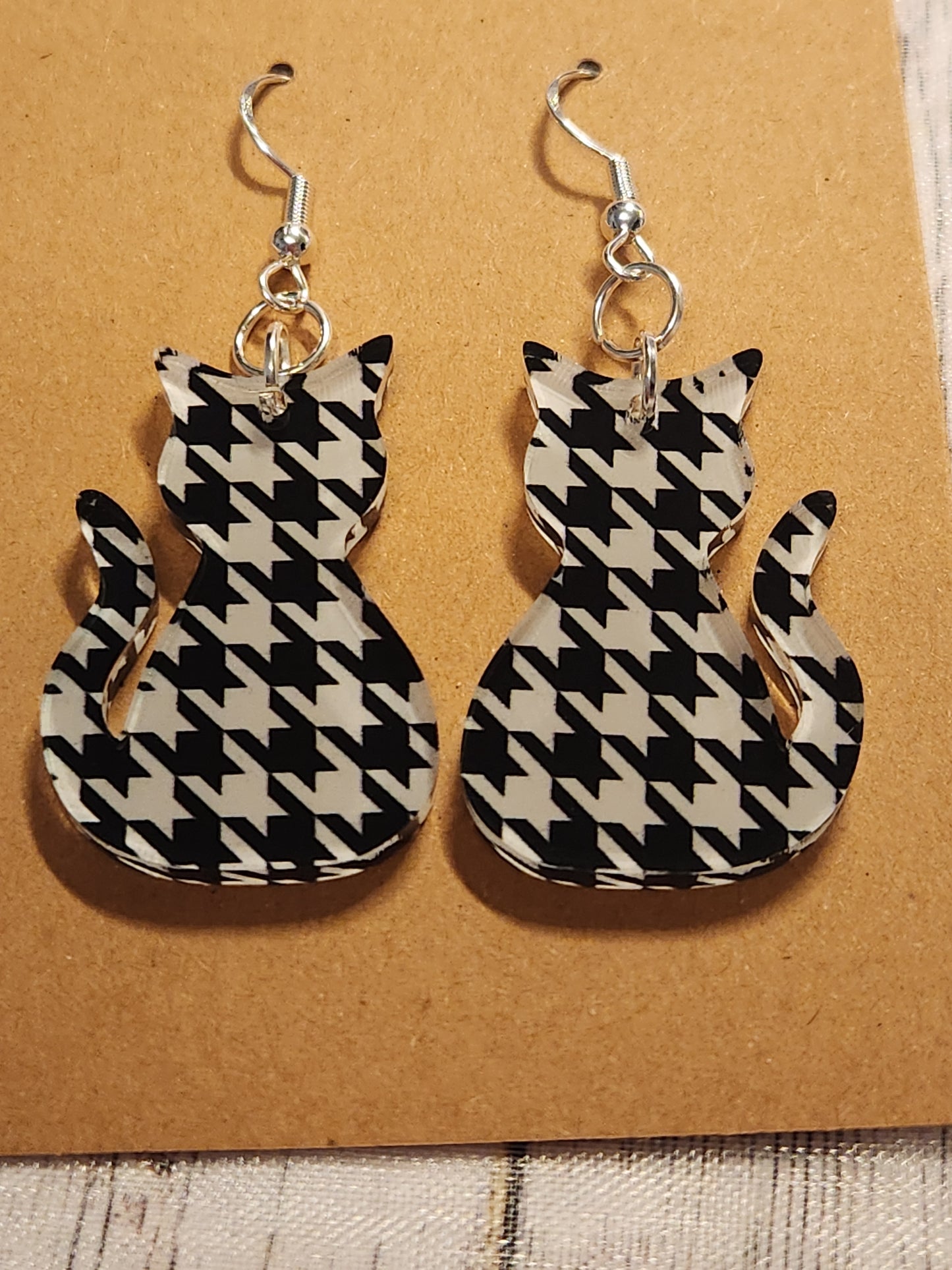 Earrings: Cats (Black and White, Houndstooth pattern)