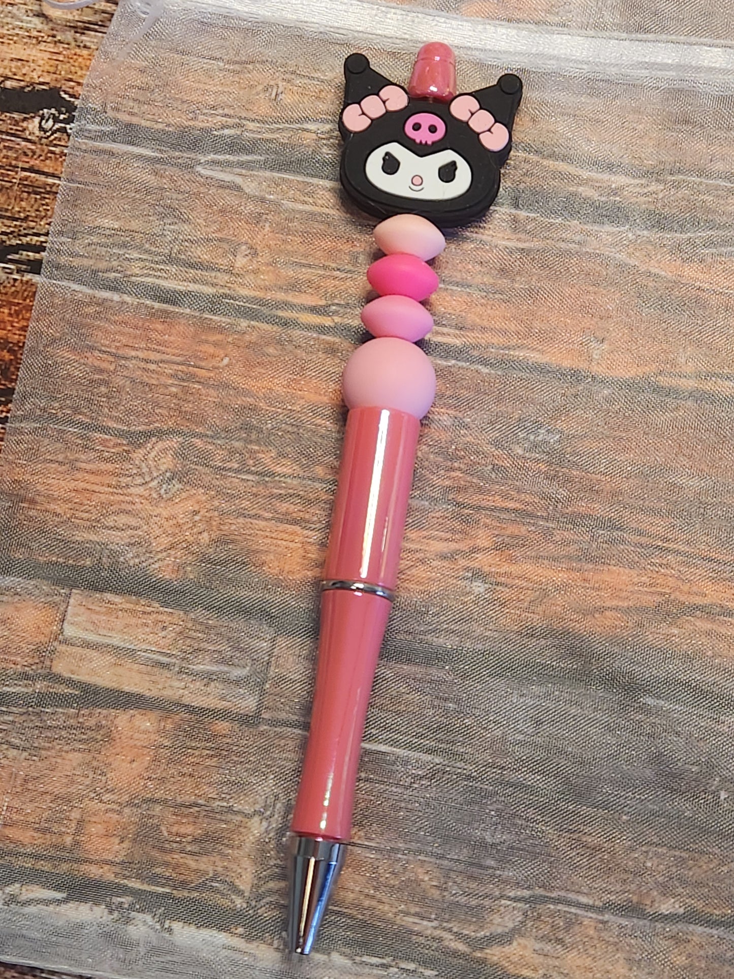 Beaded Pen: Hello Kitty's Friend