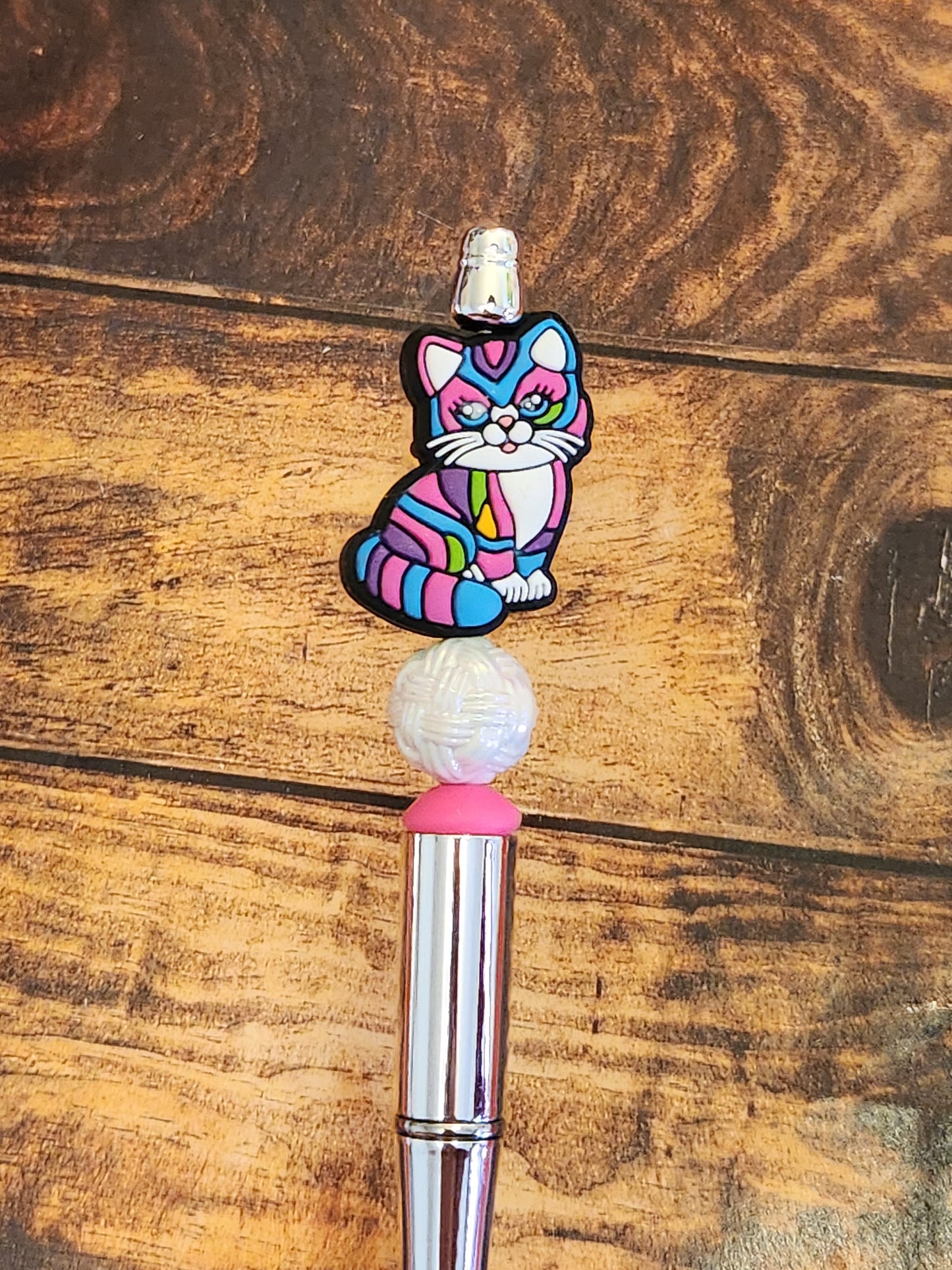 Beaded Pen: Pets (Lisa Frank inspired Cat)