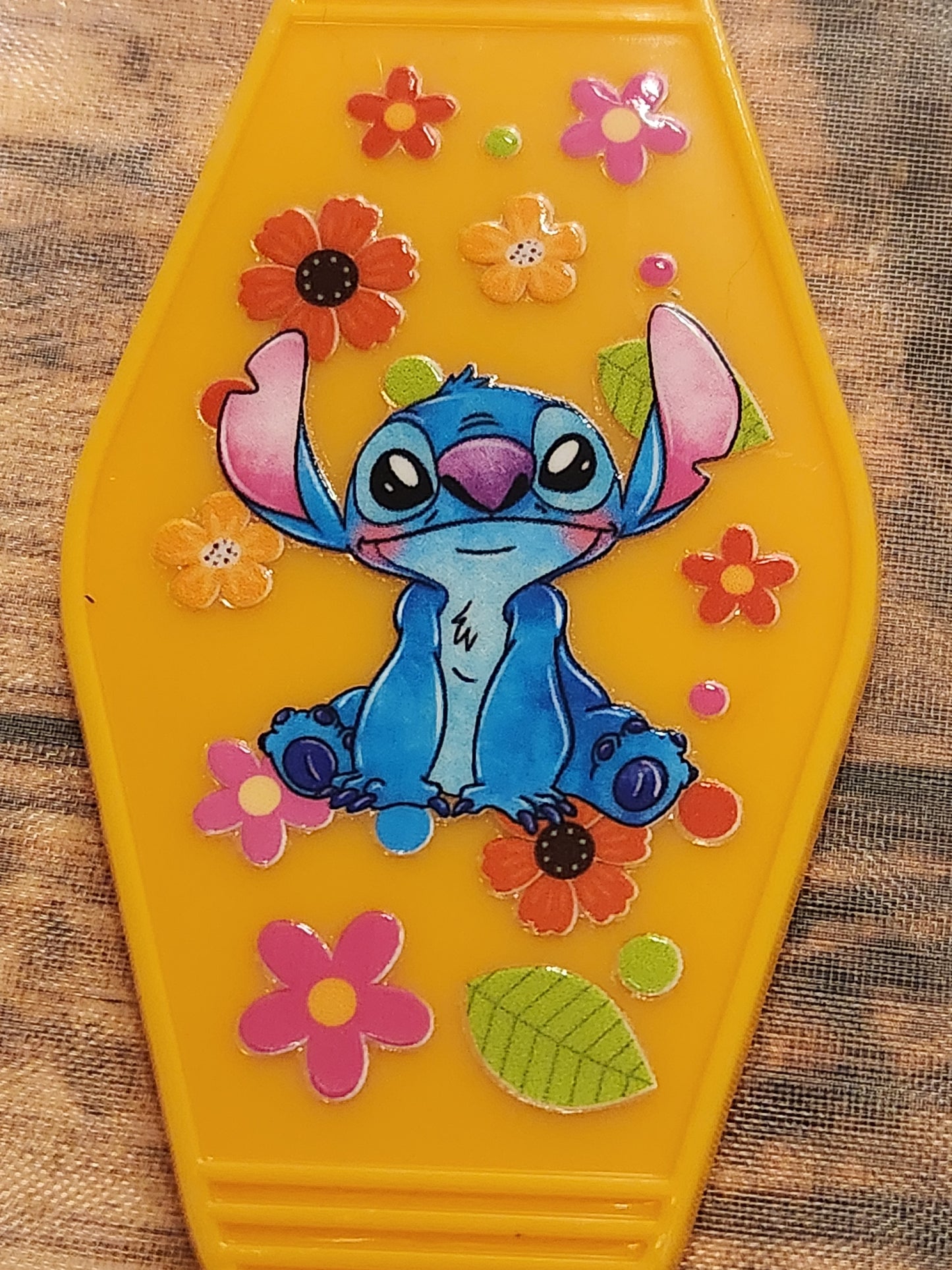 Motel Keychain: Flowers and Stitch