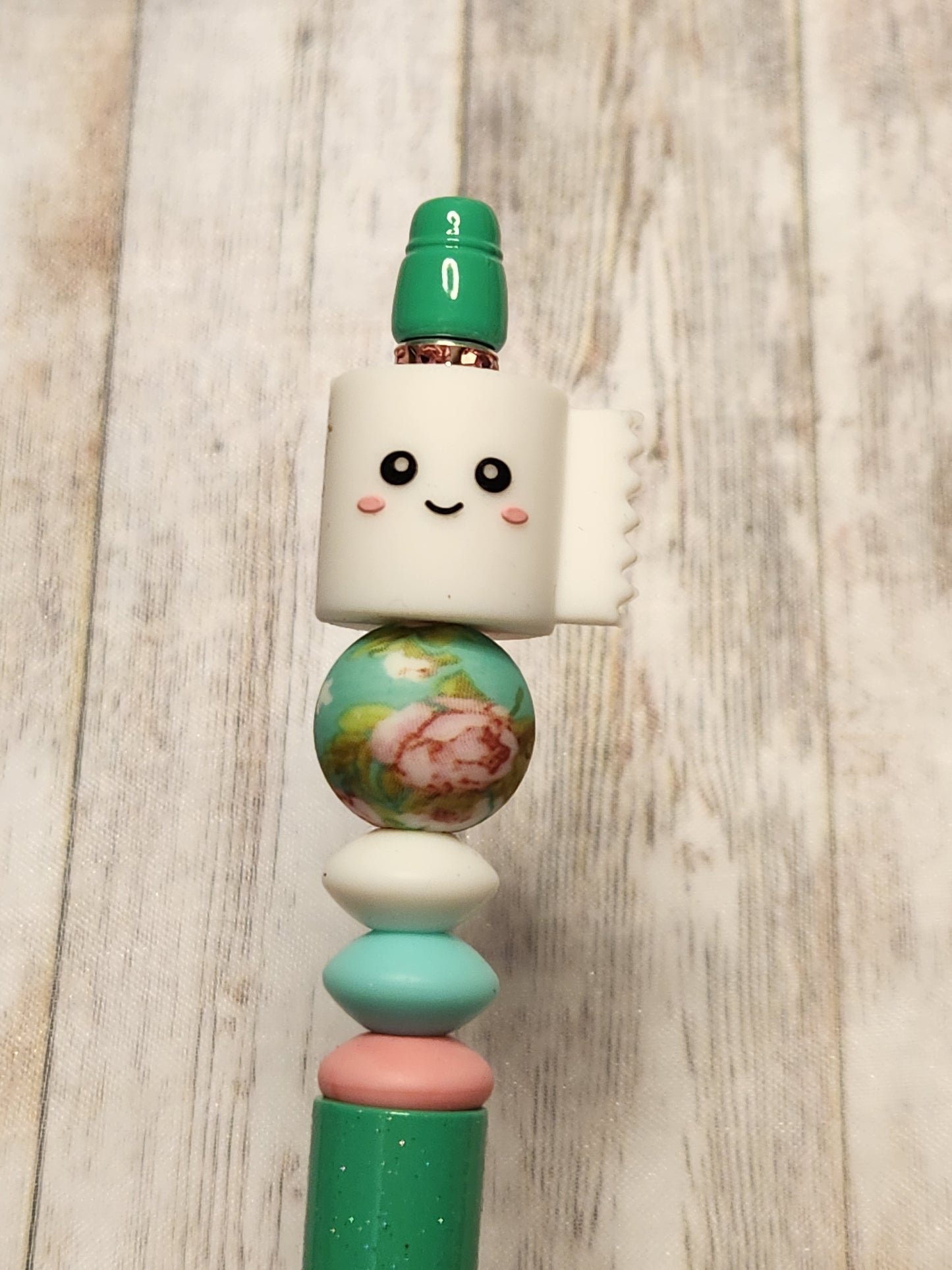 Beaded Pen: The Cutest Toilet Paper Roll