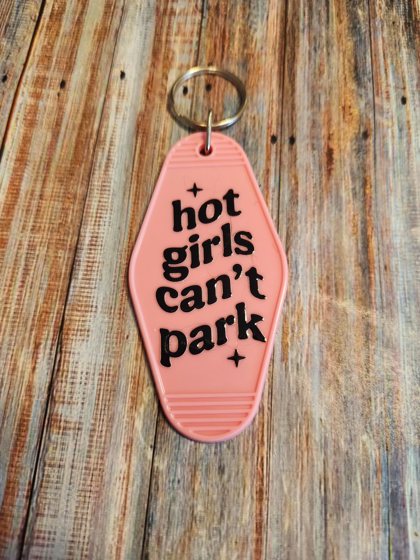 Motel Keychain: Hot girls can't park (humor)