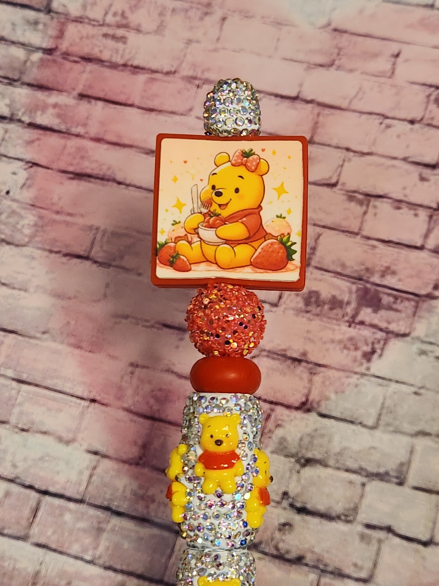 Beaded Pen: Winnie Pooh (Strawberries)