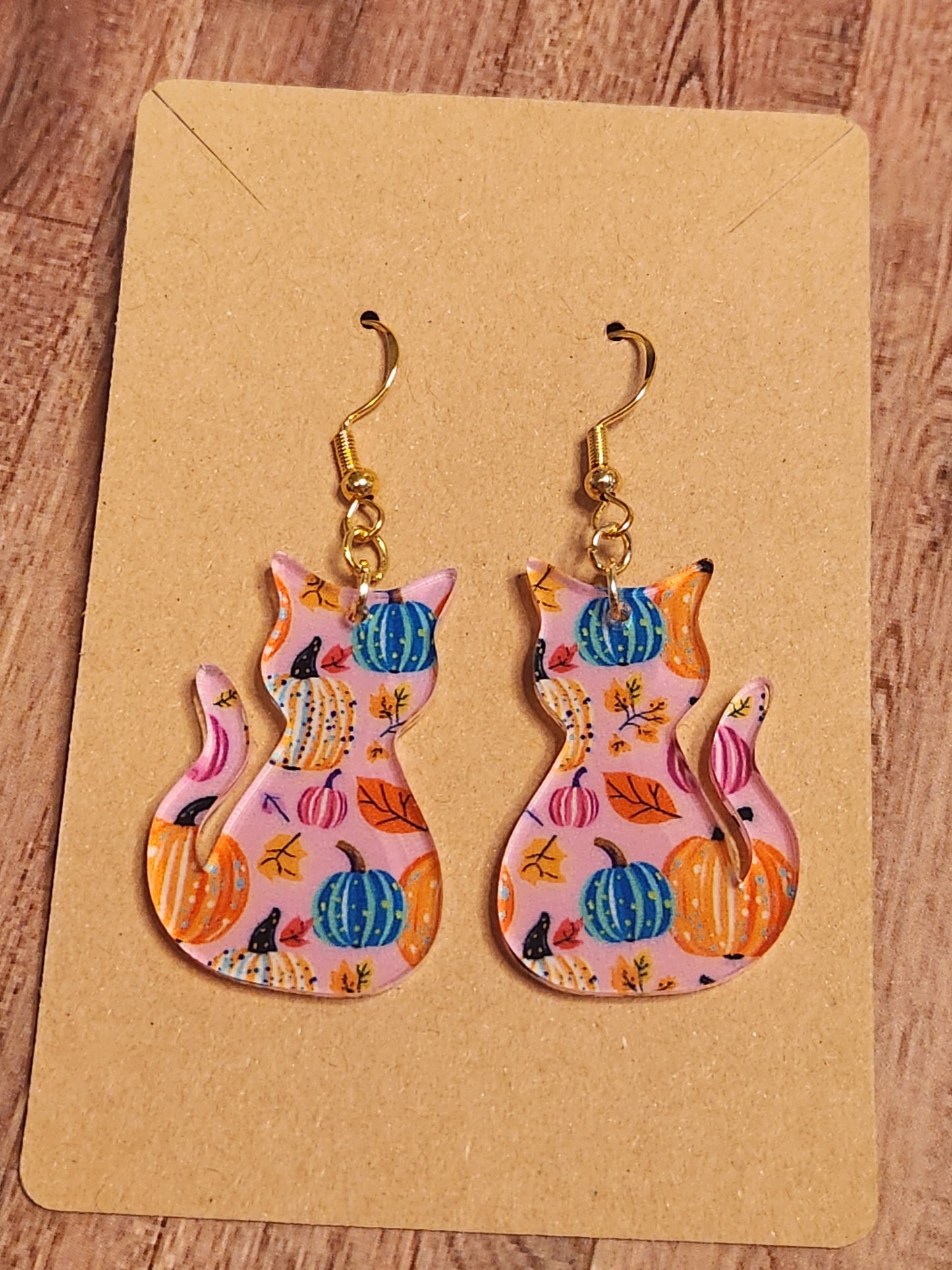 Earrings: Fall (Pink background with pumpkins)