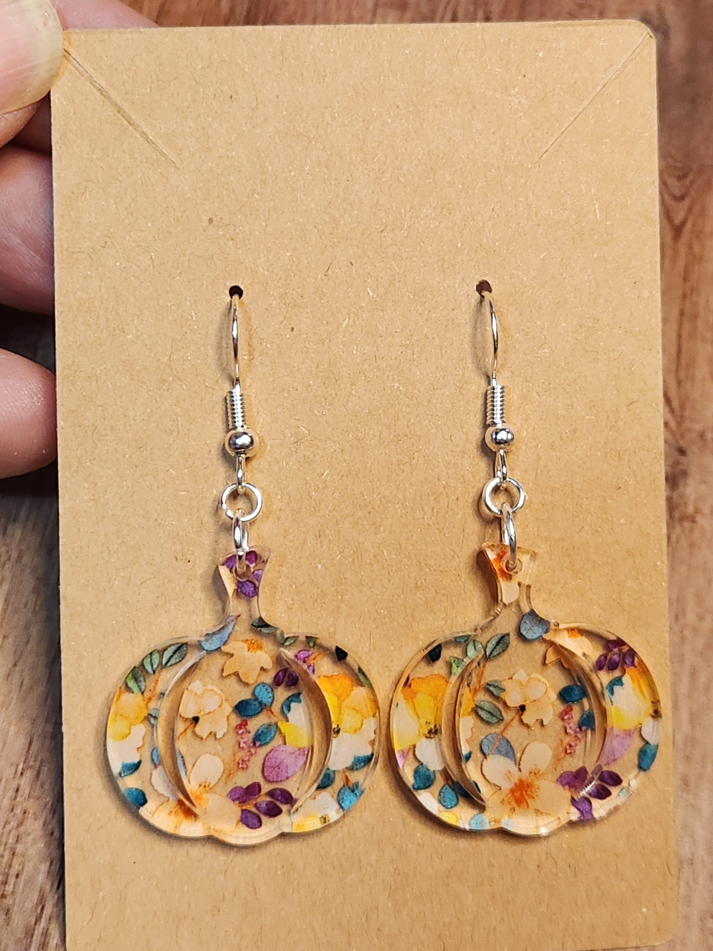 Earrings: Fall (pretty pumpkins)