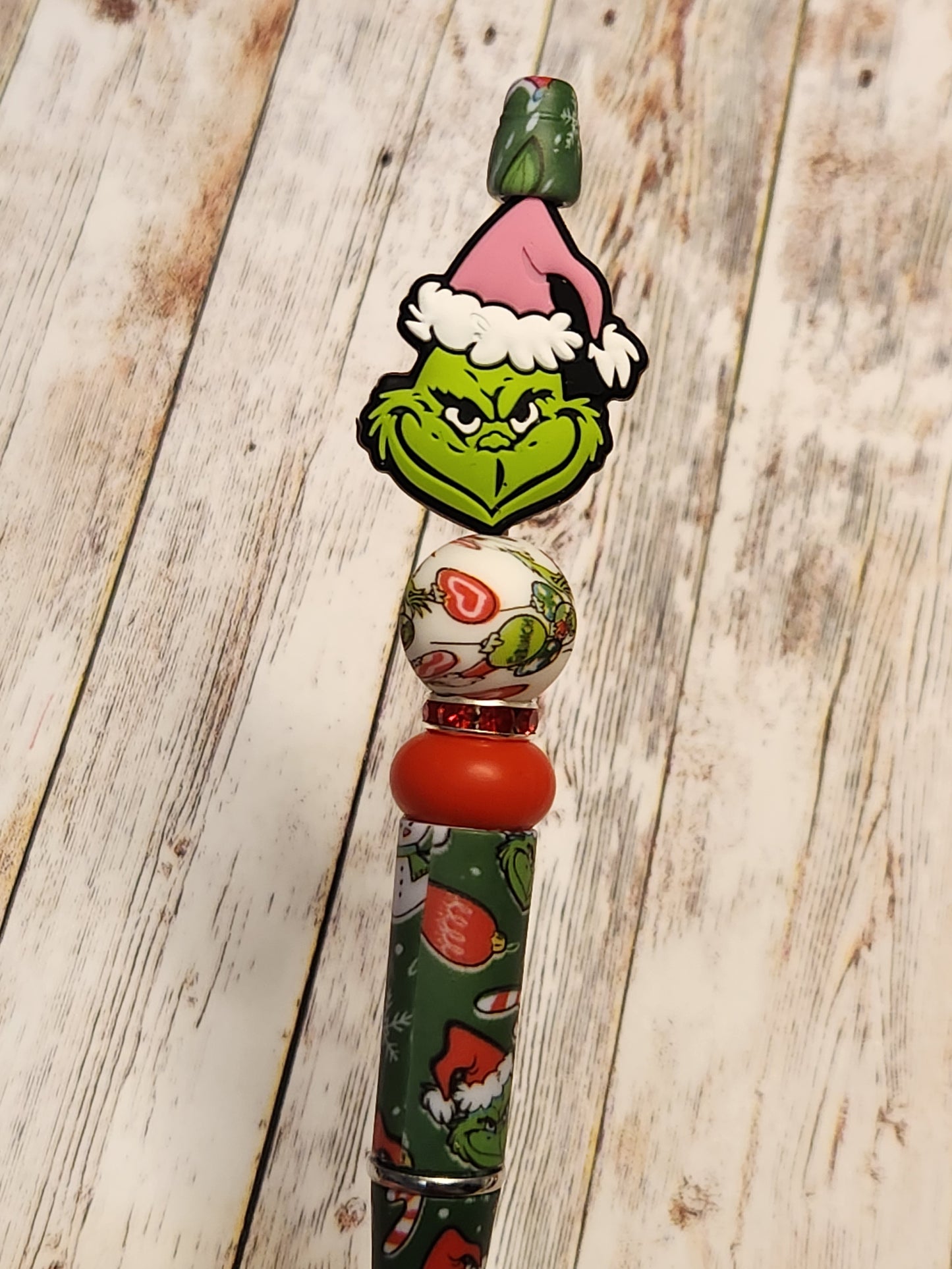 Beaded Pen: Winter (Grinch, pink hat)