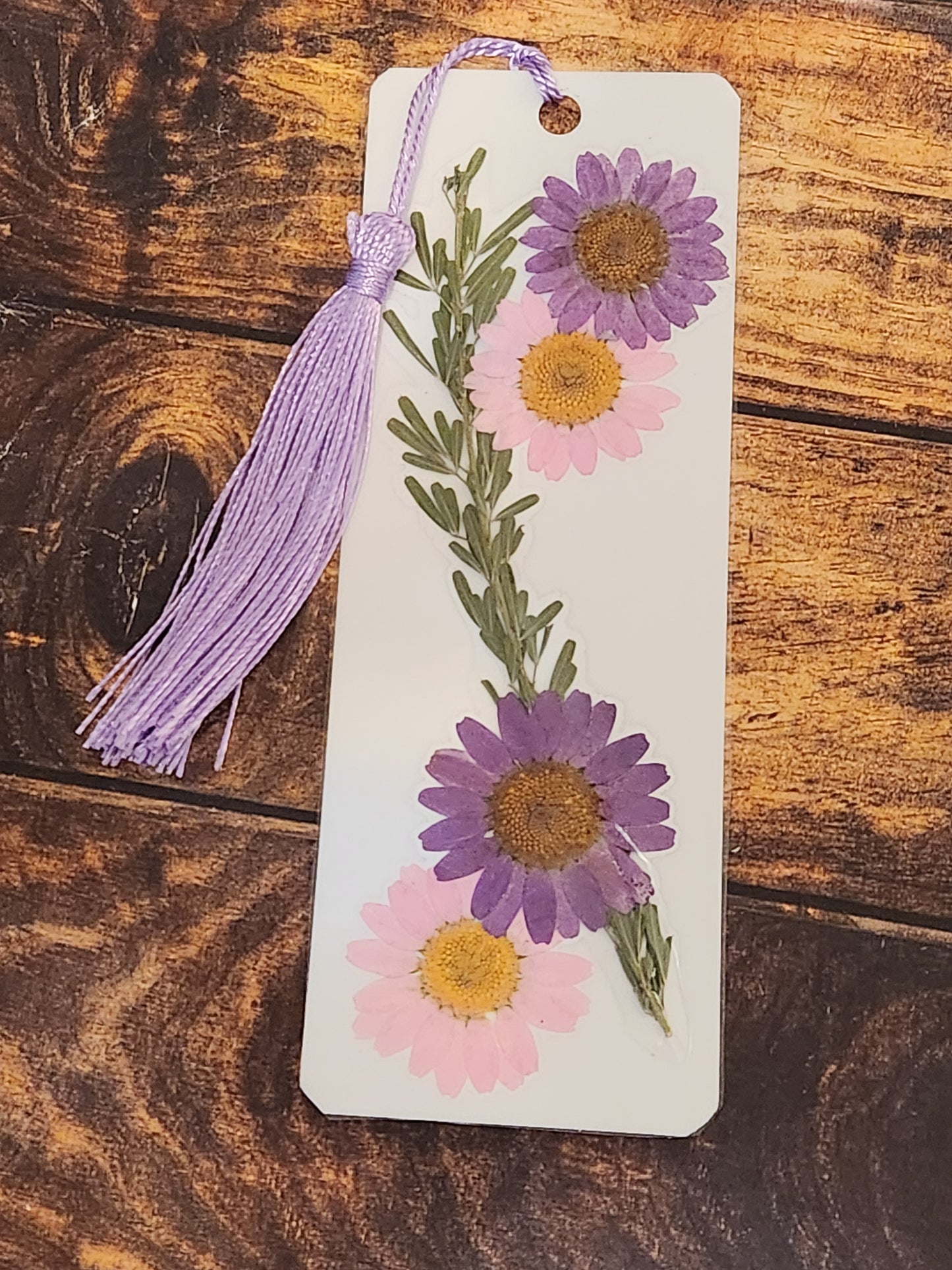 Bookmark: Shades of purple and pink (purple tassel)