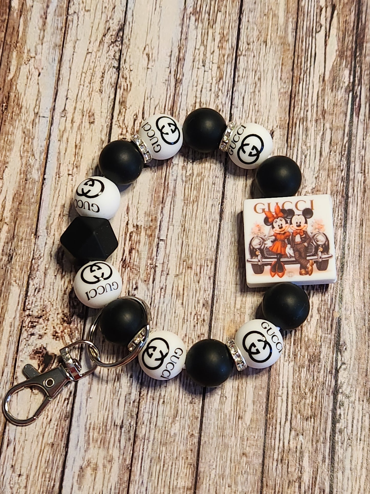 Wristlet: Designer (Gucci)