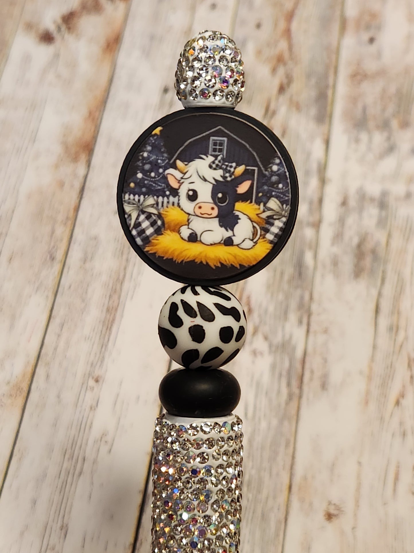 Beaded Pen: Winter (Cow Christmas)