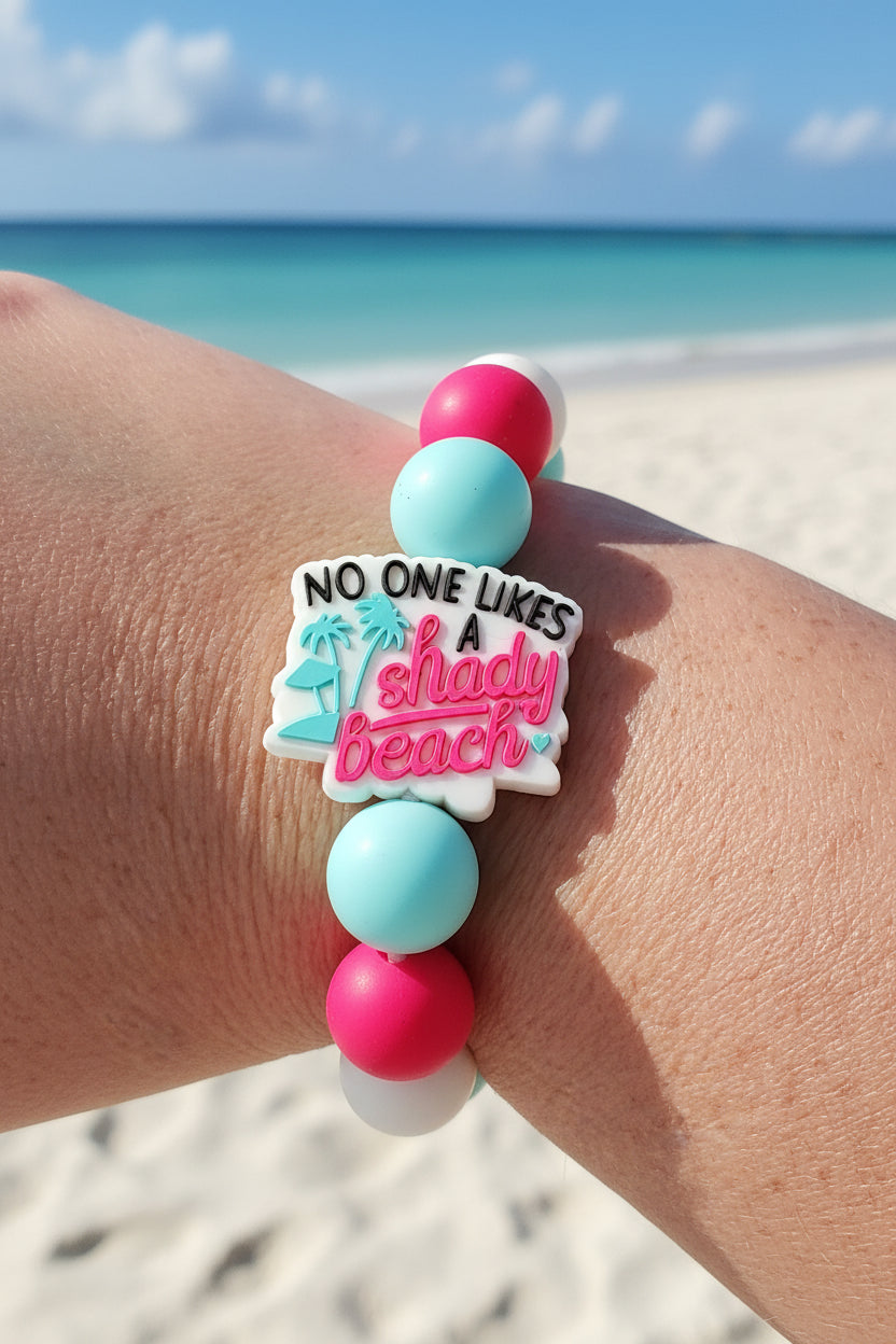 Wristlet: Summer (No one likes a shady beach)