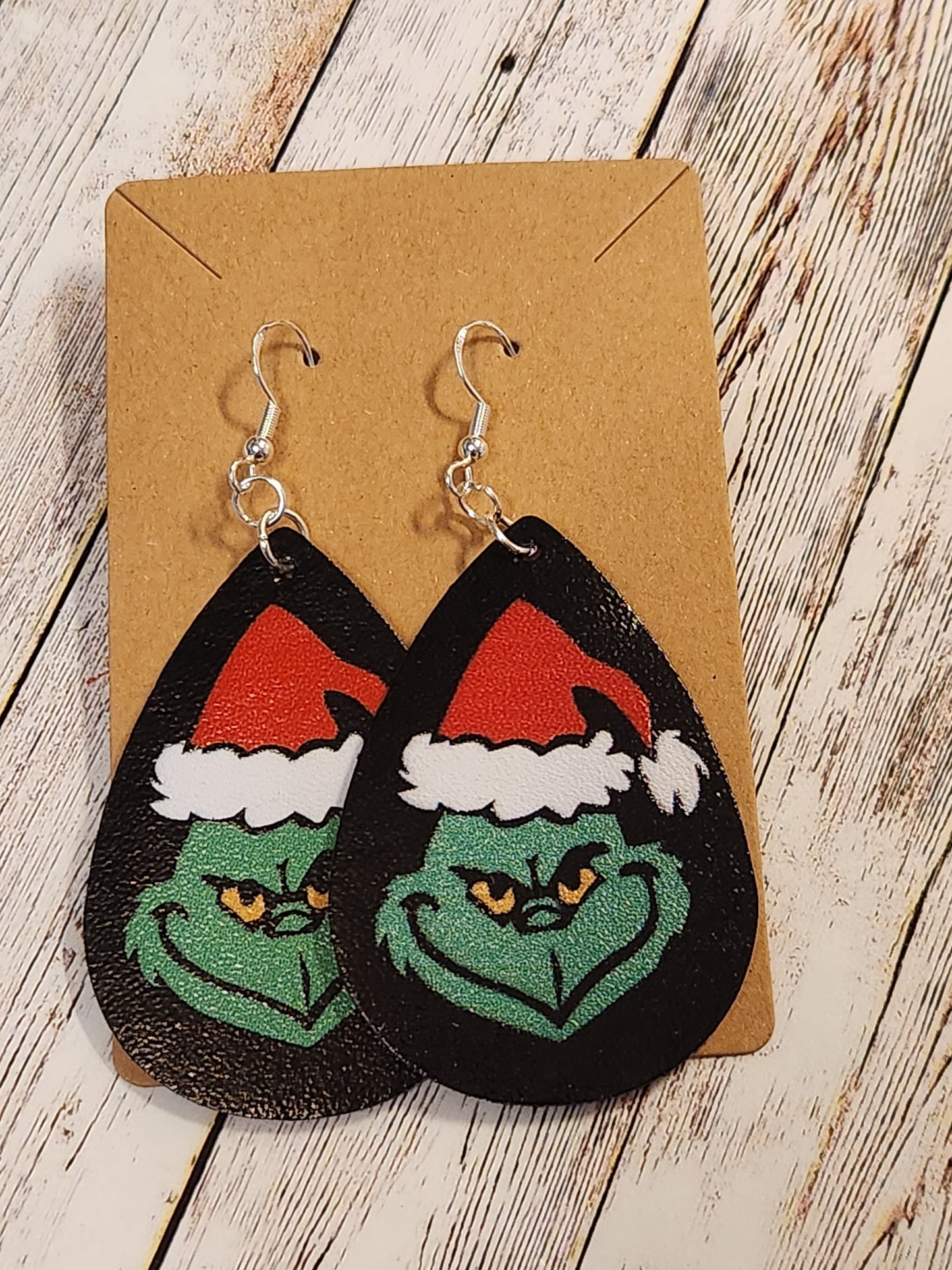 Earrings: Winter (Grinch, black background)