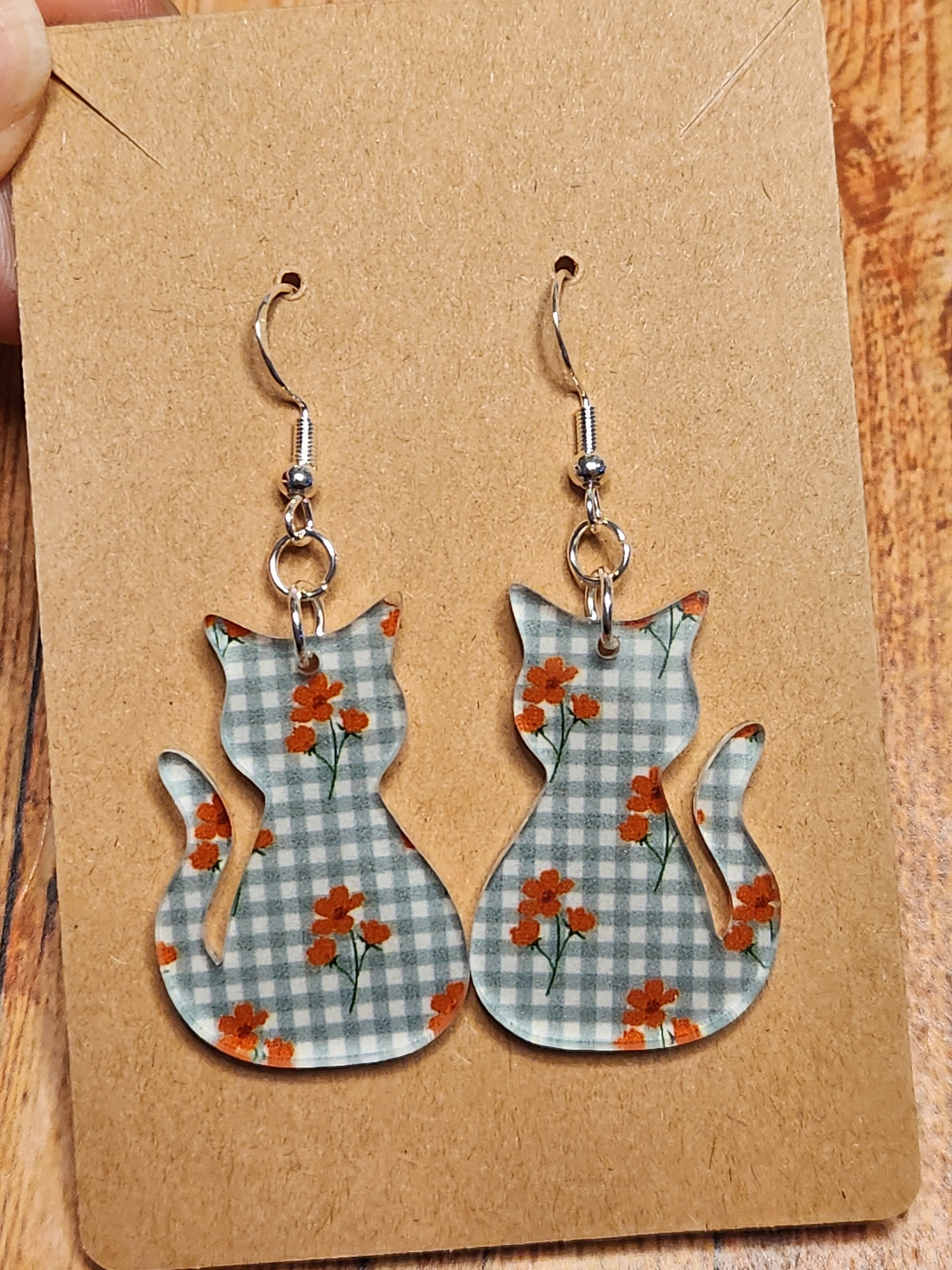 Earrings: Cats (green gingham and flowers)